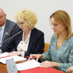 22.09.2026. Kielce. UJK. Podpisanie umowy ze spółką MEDUP / Fot. Wiktor Taszłow - Radio Kielce