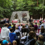 Kielce. Uroczystości upamiętniające kielczan i harcerzy zamordowanych przez hitlerowców w latach 1940 – 1944
