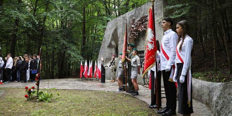 25.09.2026. Kielce. Uroczystości upamiętniające kielczan i harcerzy zamordowanych przez hitlerowców w latach 1940 - 1944 / Fot. Wiktor Taszłow - Radio Kielce