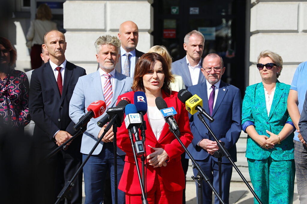 Zarzuty o handel z Rosją kontra oskarżenia o manipulację polityczną - Radio Kielce