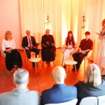 Klasyka polskiego romantyzmu łączy pokolenia podczas Narodowego Czytania - Radio Kielce Klasyka polskiego romantyzmu łączy pokolenia podczas Narodowego Czytania