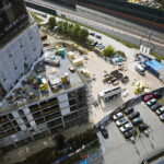 14.09.2026. Kielce. Kompleks wieżowców Sky Trust przy skrzyżowaniu al. Solidarności i ul. Świętokrzyskiej / Fot. Wiktor Taszłow - Radio Kielce