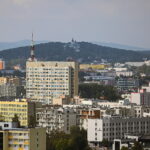 14.09.2026. Kielce. Kompleks wieżowców Sky Trust przy skrzyżowaniu al. Solidarności i ul. Świętokrzyskiej / Fot. Wiktor Taszłow - Radio Kielce