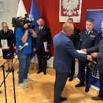 Służba nie kończy się o konkretnej godzinie - Radio Kielce 09.09.2026. Kielce. Kilkoro funkcjonariuszy zostało wyróżnionych przez wojewodę świętokrzyskiego za godną naśladowania postawę / Fot. Izabela Mortas-Rubak - Radio Kielce