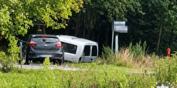 Pijany kierowca i poszukiwany mężczyzna zatrzymani podczas jednej interwencji