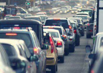 Służby przestrzegają. Wzmożony ruch powoduje zmiany w organizacji ruchu