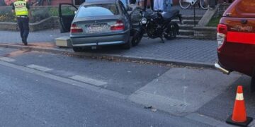 BMW zderzyło się z motocyklem. W akcji śmigłowiec LPR