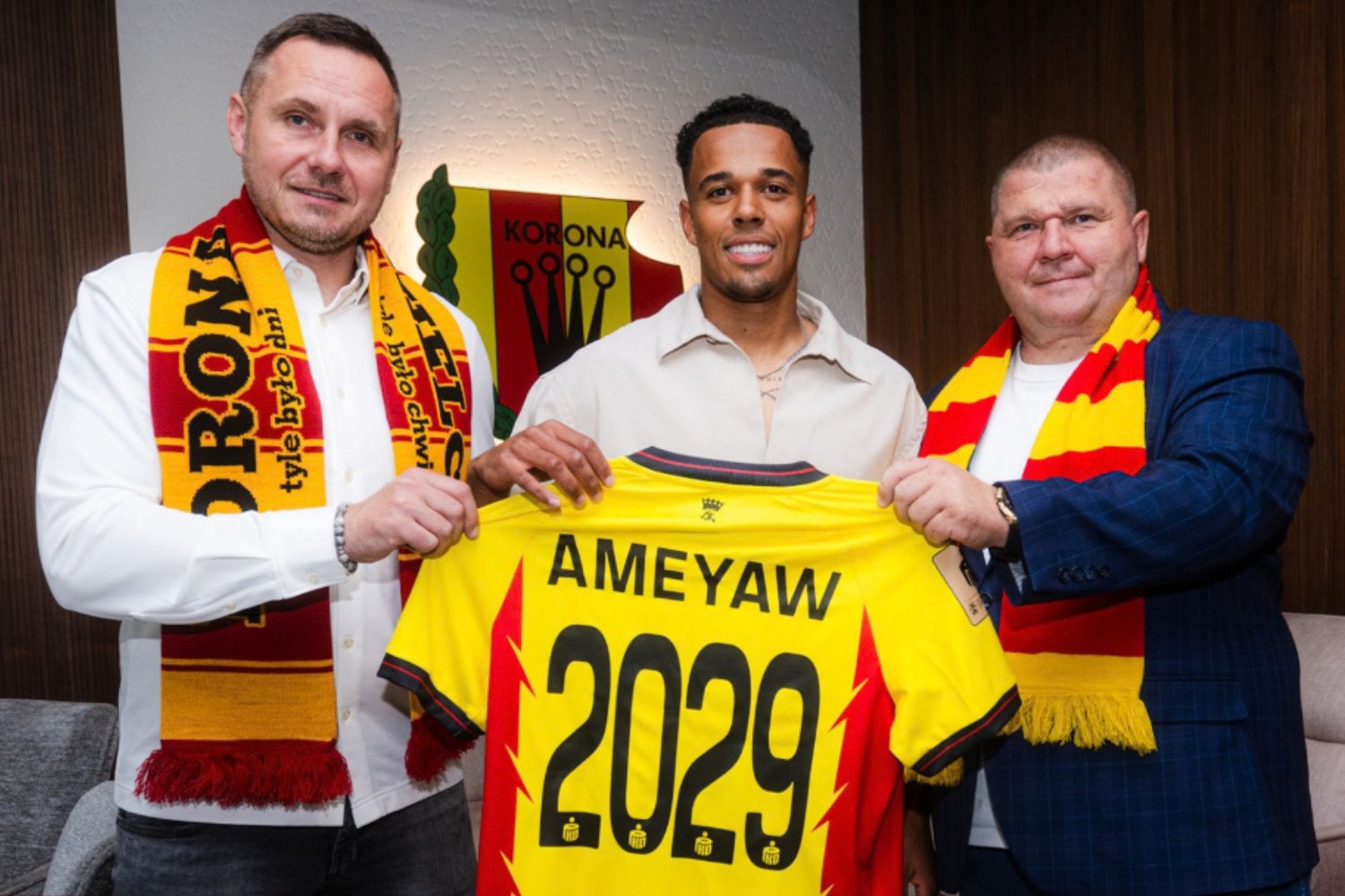 Michael Ameyaw siódmym letnim transferem Korony!