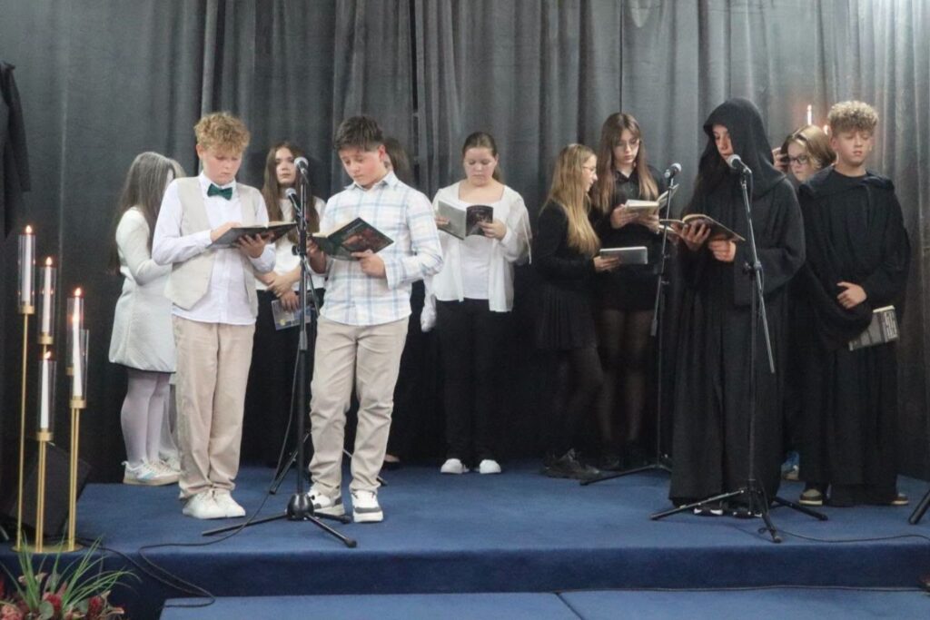 Duch Mickiewicza ożył dzięki lekturze „Dziadów" - Radio Kielce