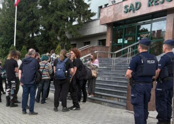 Rozpoczął się proces aktywistów protestujących na MSPO