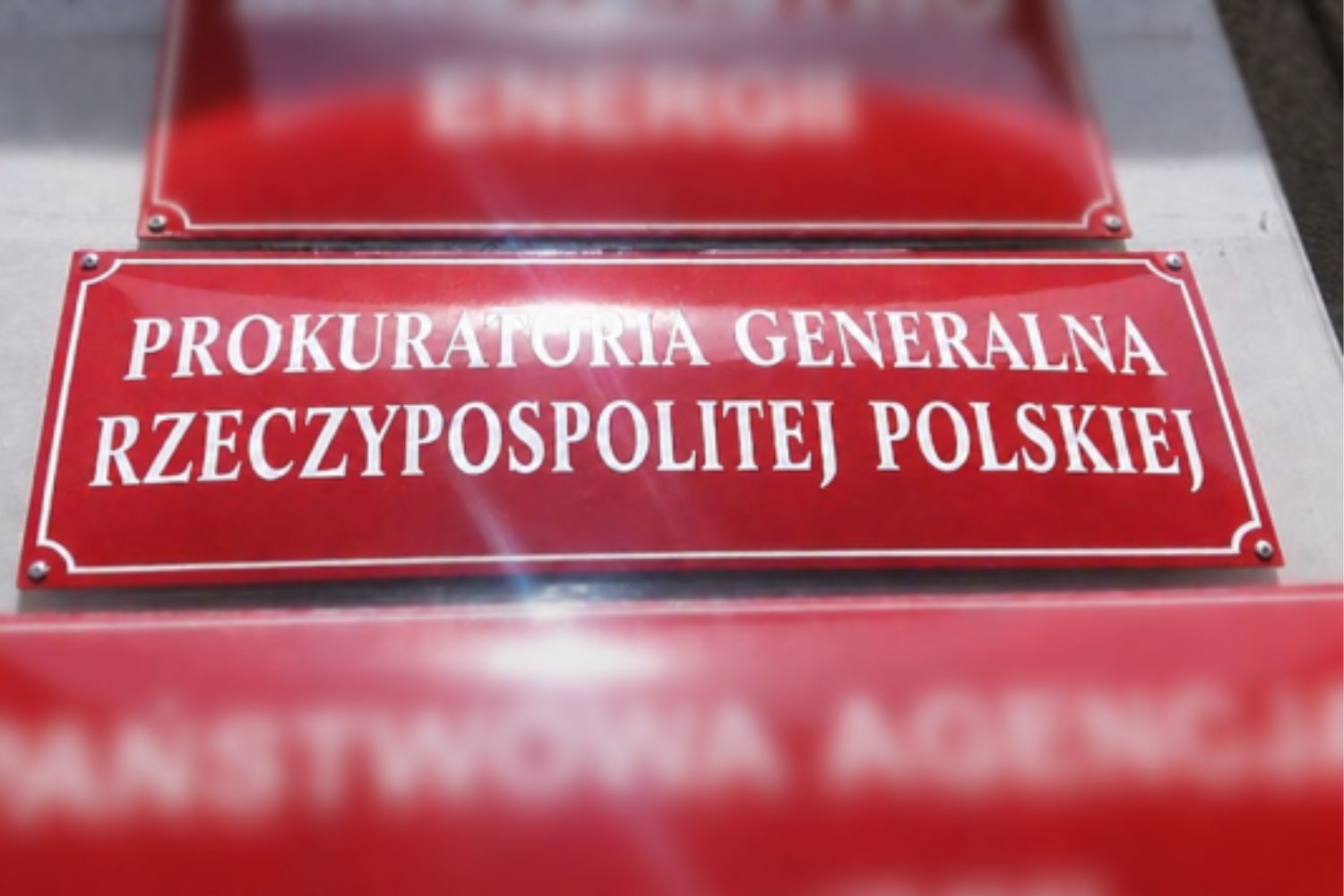 Prokuratoria Generalna pozywa Świętokrzyskie w związku z dotacją dla zięcia marszałek