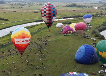 12.09.2026 Pńczów. Balony / Fot. Jarosław Kubalski - Radio Kielce