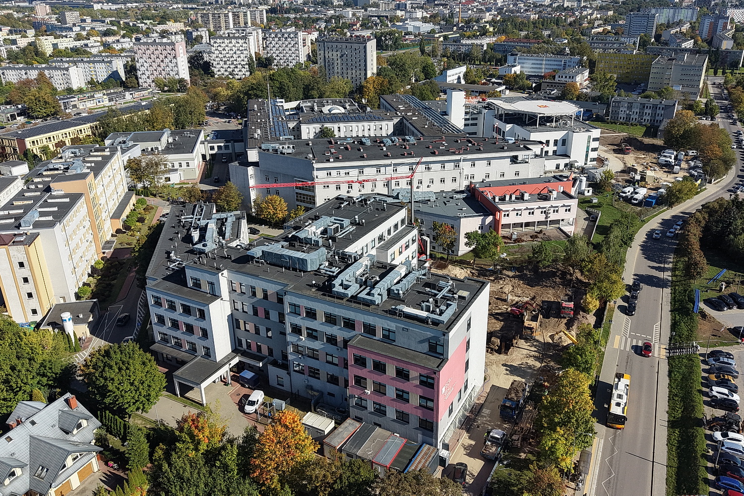 Neurochirurdzy ze szpitala na Czarnowie wykonali pierwszy taki zabieg w regionie