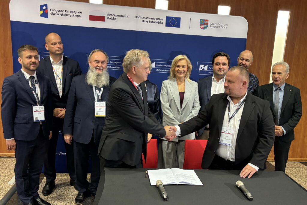 Świętokrzyska uczelnia i firma będą współtworzyć antydrona - Radio Kielce