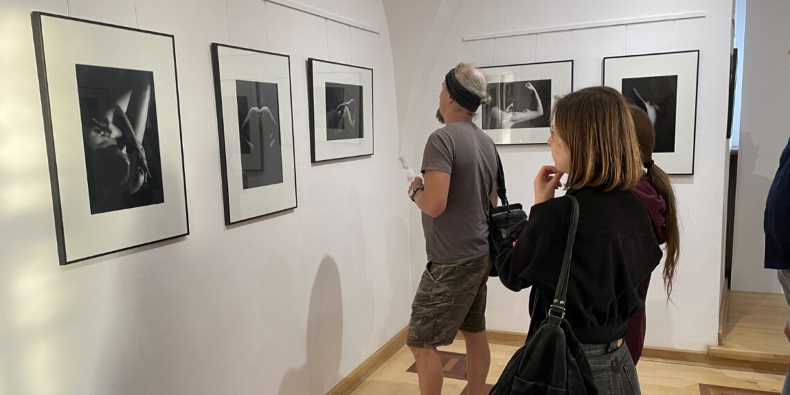 Akty na fotografiach w sandomierskim ratuszu