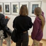 Akty na fotografiach w sandomierskim ratuszu - Radio Kielce 06.09.2026. Sandomierz. Wystawa „Kształt Ciała” / Fot. Grażyna Szlęzak-Wójcik - Radio Kielce