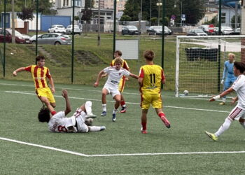Juniorzy starsi Rakowa udzielili Koronie lekcji futbolu
