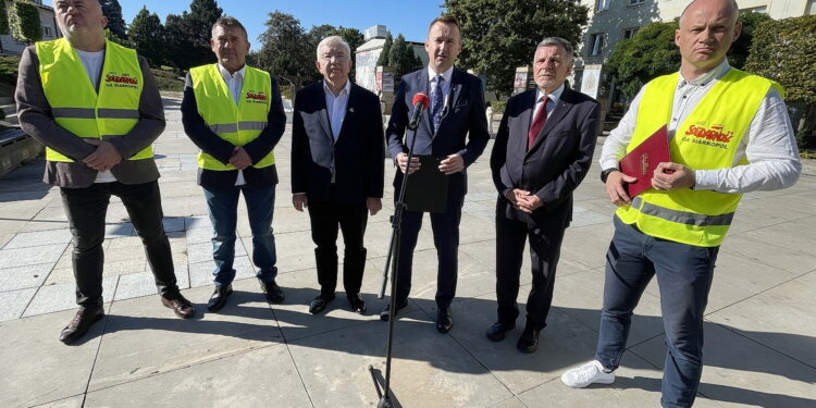 Spór zażegnany, niepokój pozostał. Co dalej z przyszłością „Siarkopolu"?