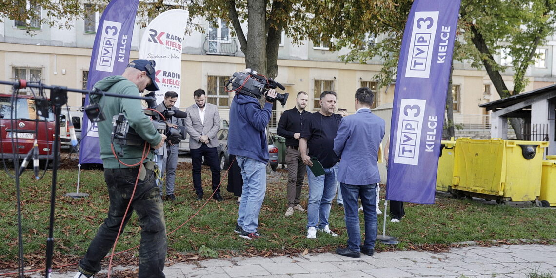 INTERWENCJA. Mieszkańcy mają dość śmieci i niszczonych trawników