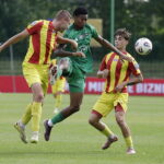 Piłkarze kieleckich rezerw grali ambitnie, ale nie dali rady pokonać ekstraklasowicza - Radio Kielce Piłkarze kieleckich rezerw grali ambitnie, ale nie dali rady pokonać ekstraklasowicza - Radio Kielce
