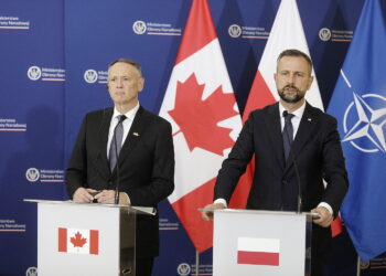 07.09.2026 Kielce. Spotkanie ministrów obrony Polski i Kanady. Władysław Kosiniak-Kamysz i David J. McGuinty podpisali memorandum dotyczącego dwustronnej współpracy obronnej Polski i Kanady / Fot. Jarosław Kubalski - Radio Kielce
