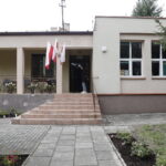 W opuszczonej szkole zapłonął promyk nadziei - Radio Kielce
