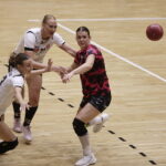 Korona Handball zaczyna sezon od zwycięstwa - Radio Kielce Korona Handball zaczyna sezon od zwycięstwa - Radio Kielce