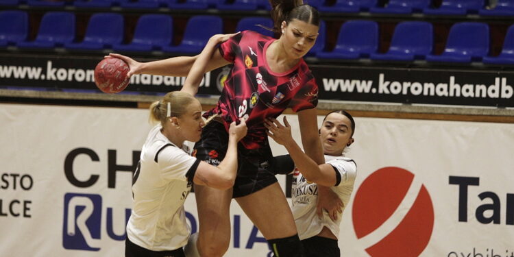 Korona Handball zaczyna sezon od zwycięstwa - Radio Kielce Korona Handball zaczyna sezon od zwycięstwa