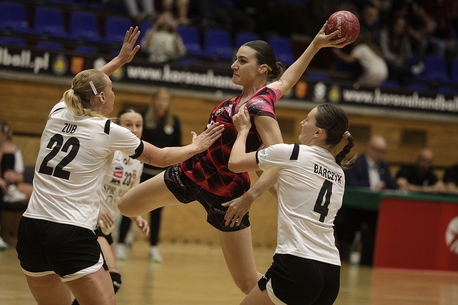 Korona Handball zaczyna sezon od zwycięstwa