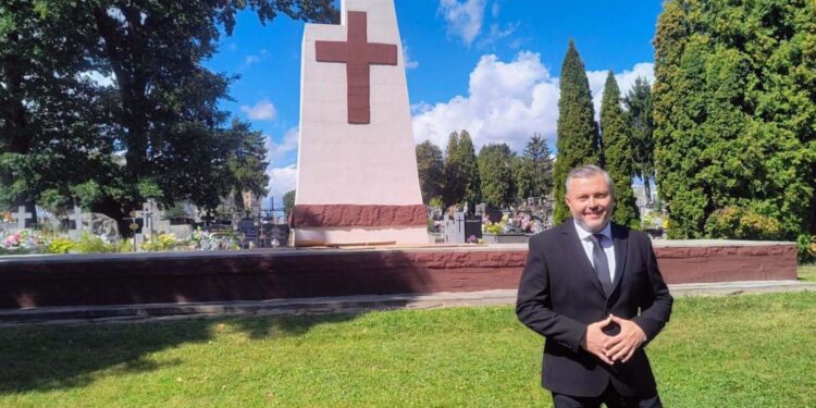Ostrowiec Świętokrzyski. Pomnik przy ul. Denkowskiej / Fot. Anna Głąb - Radio Kielce