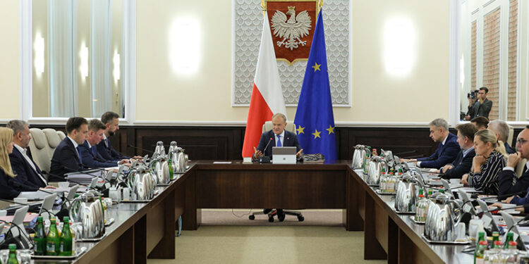 29.09.2026. Warszawa. Premier Donald Tusk podczas posiedzenia rządu w KPRM w Warszawie / Fot. PAP - Paweł Supernak
