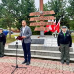 Uroczystości przy krzyżu katyńskim