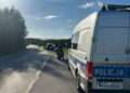 Zderzenie osobówki z motorowerem. Są ranni