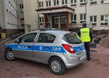 09.10.2026. Policja prowadzi wzmożone patrole wokół szkół / Fot. KPP Staszów
