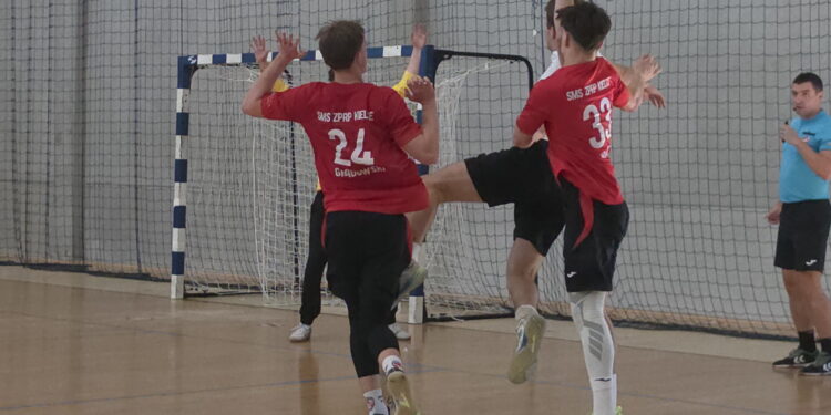 Handballowe derby na Jagiellońskiej. SMS ZPRP podejmuje Wybickiego