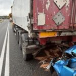 20.10.2026. Zawada w powiecie opatowski. Zderzenie samochodu osobowego z ciężarówką / Fot. policja