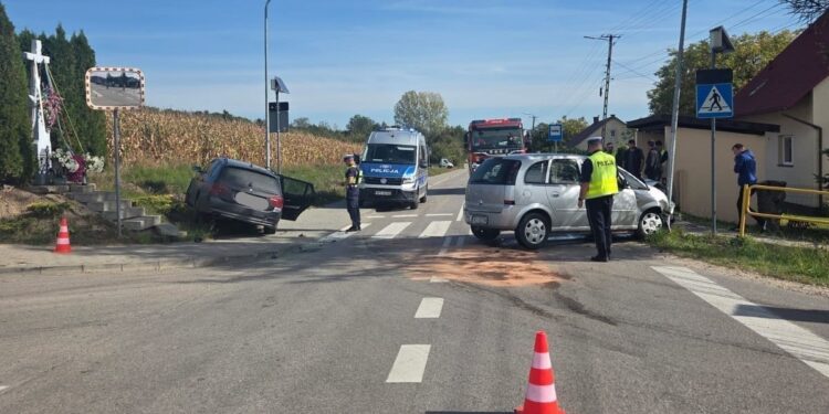 01.10.2026. Oblęgór. Wypadek / Źródło: Policja