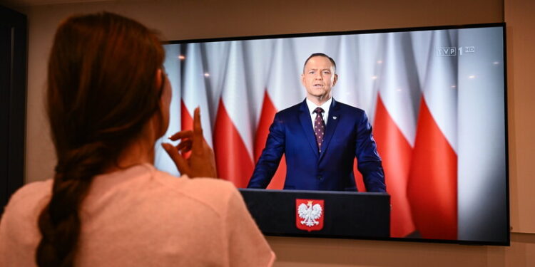 Obniżki na stacjach paliw mają nastąpić od razu
