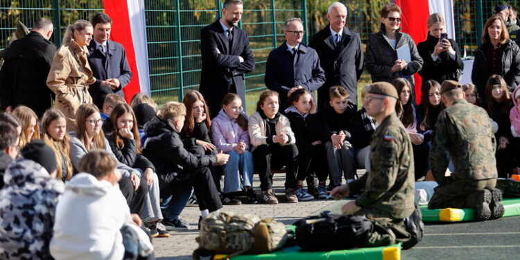 „Edukacja z wojskiem”, czyli lekcja patriotyzmu i odporności