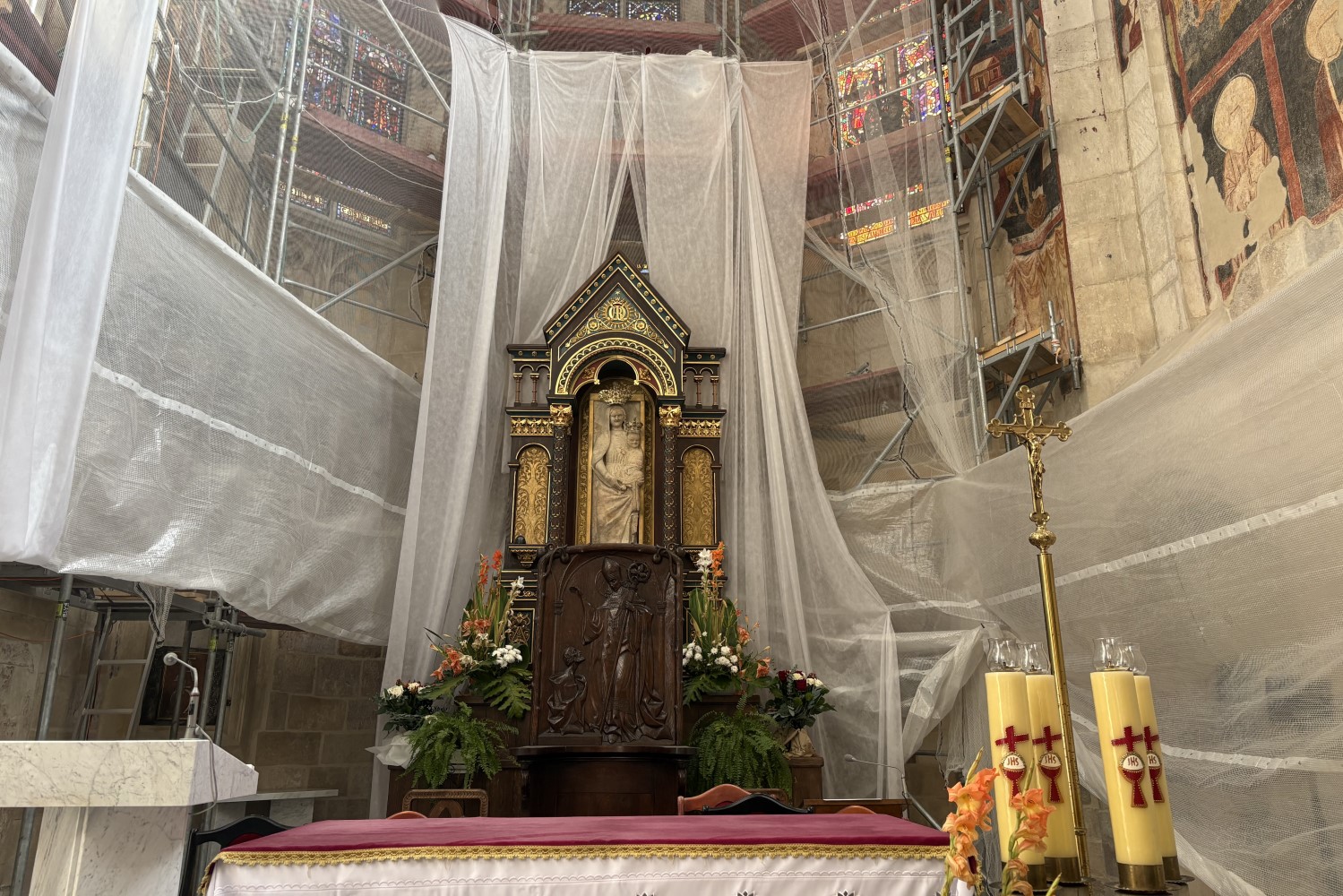 Wiślica. Kolegiata w Wiślicy. Drugi etap konserwacji i restauracji średniowiecznych malowideł bizantyńsko-ruskich / Fot. Marta Gajda-Kruk - Radio Kielce