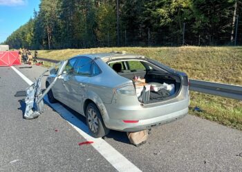 Poważny wypadek na S7. Droga zablokowana