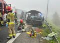 Poważny wypadek w Woli Jachowej. Kierowca zakleszczony w aucie