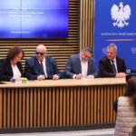 28.10.2026. Kielce. Przekazanie wsparcia w ramach programu rządowego „Pracownie Kompas Jutra” / Fot. Wiktor Taszłow - Radio Kielce