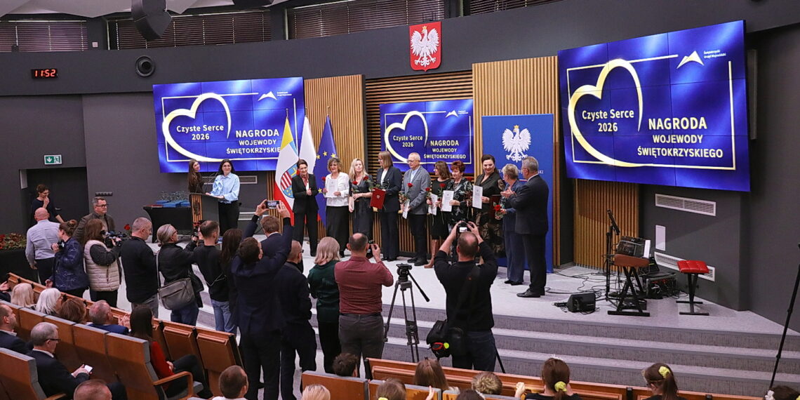 30.10.2026. Kielce. Wręczenie nagrody „Czyste Serca" / Fot. Wiktor Taszłow - Radio Kielce