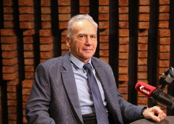 05.10.2026. Radio Kielce. Rozmowa Dnia. Na zdjęciu: Prof. dr hab. inż. Zbigniew Koruba - rektor Politechniki Świętokrzyskiej / Fot. Wiktor Taszłow - Radio Kielce