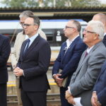 05.10.2026. Kielce. Konferencja prasowa poświęcona podpisaniu umów na budowę nowych przystanków przy liniach kolejowych 70 i 75 / Fot. Wiktor Taszłow - Radio Kielce