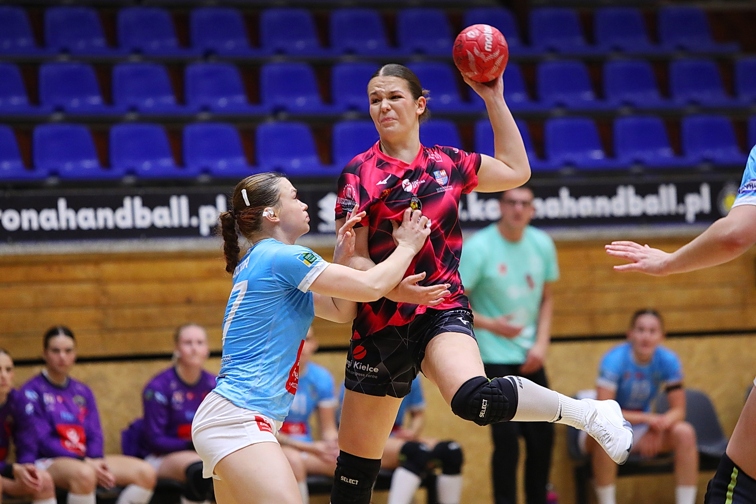 Kielce. Mecz Korona Handball Kielce – Energa Sambor Tczew