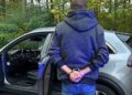 Mężczyźni zatrzymali oszusta i przekazali w ręce policji