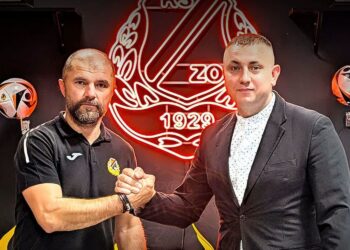 Łukasz Tarkowski nie jest już trenerem KSZO. Zastąpi go tymczasowo Rafał Wójcik