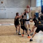 24.10.2026. Kielce. II liga koszykarzy: UJK Kielce - Siarka Tarnobrzeg / Fot. Kamil Król - Radio Kielce